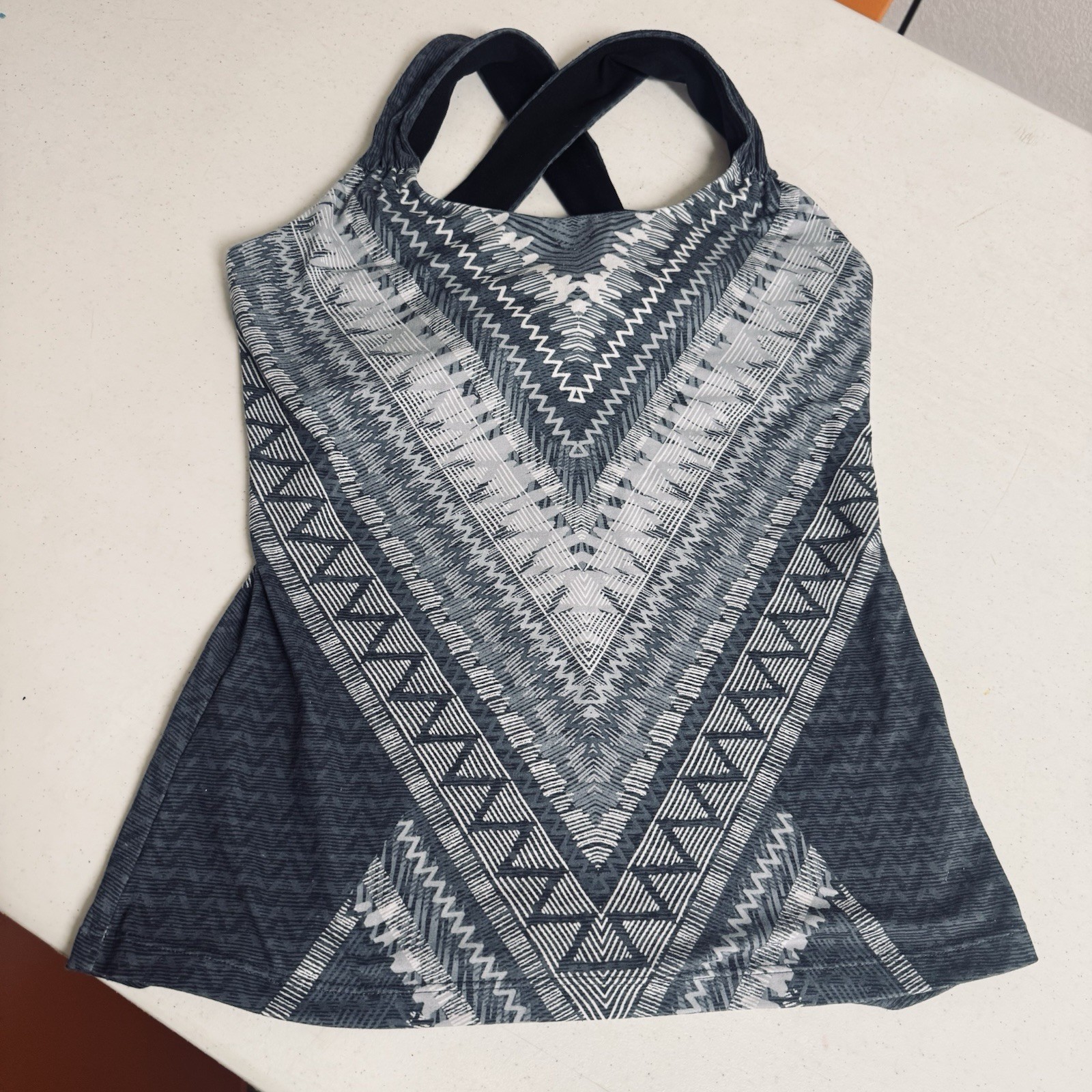 Prana Phoebe Tank Top Gray Cross back Built-in shelf bra sz S workout yoga gym
