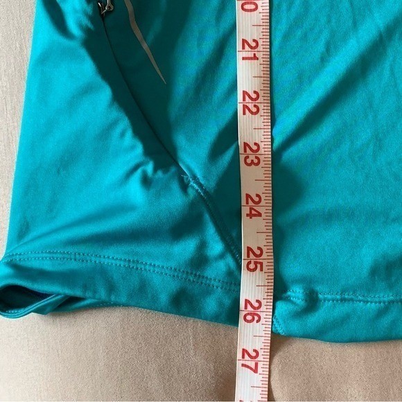 ADIDAS. Dri-Fit Teal. Performance. Work Out Top. Size S. Zipper on side.