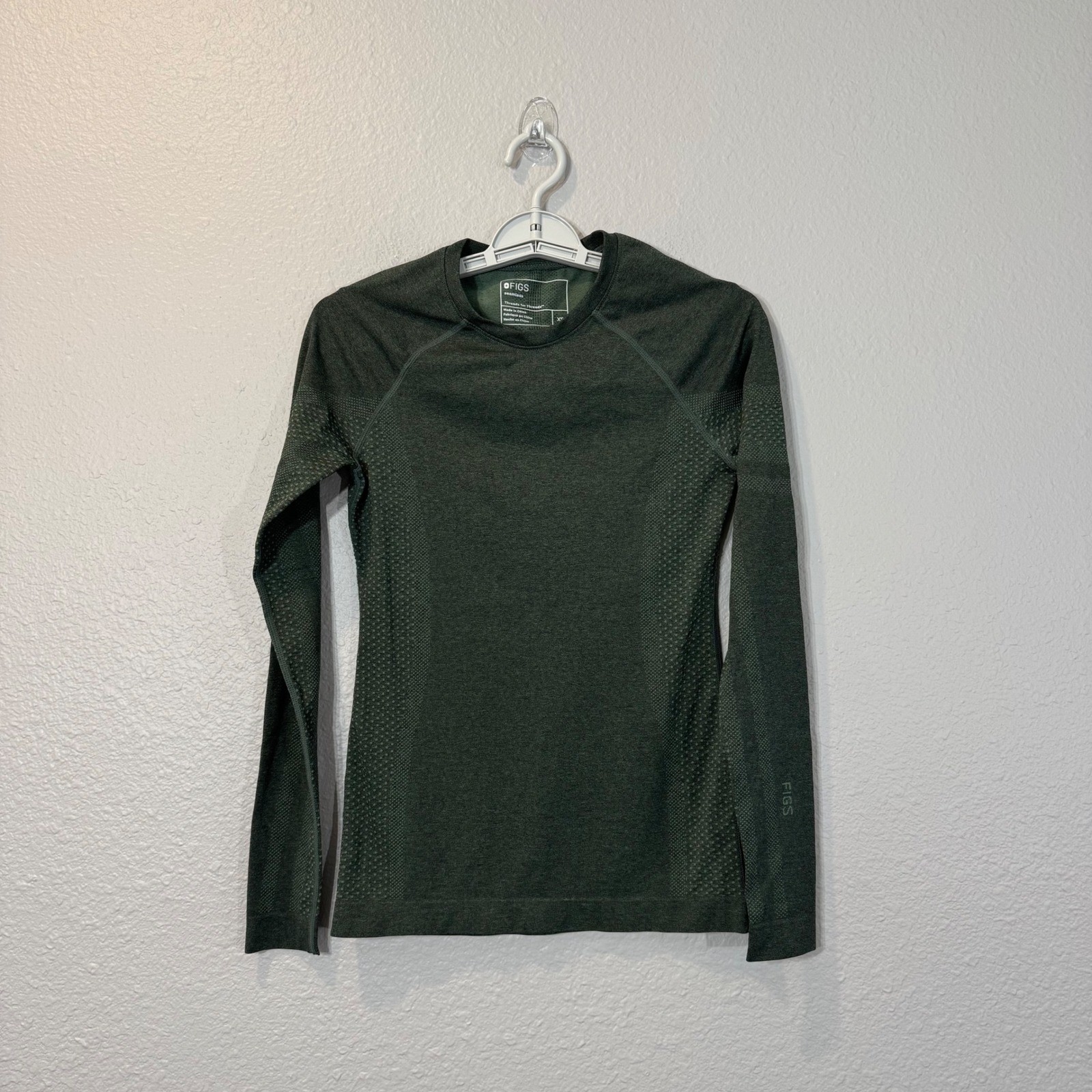 FIGS Salta Women’s Size XS Dark Green Long Sleeve Seamless Under Scrub Top