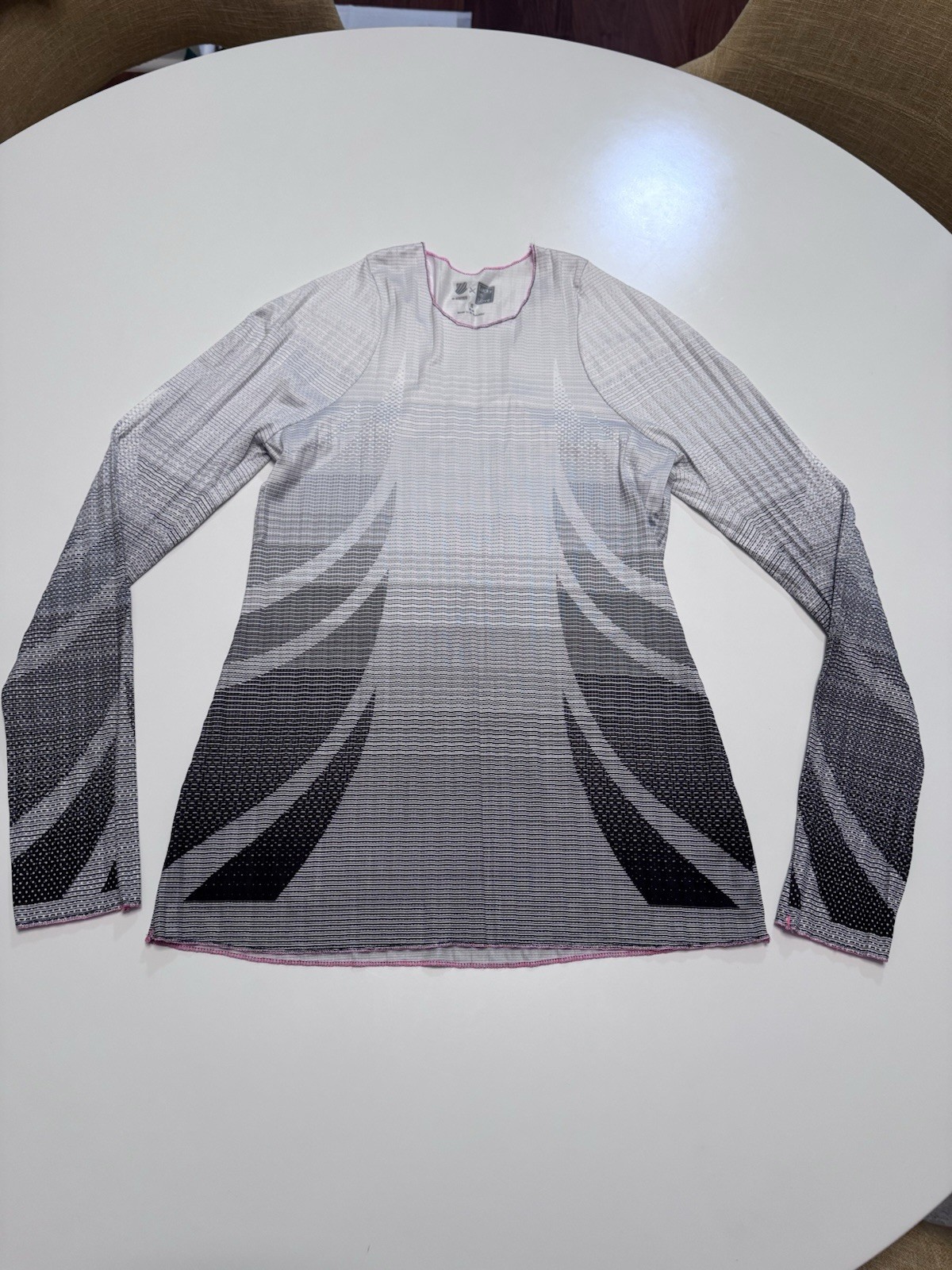 Lucky In Love x K-Swiss Women’s Long Sleeve Performance Shirt, Size S (4-6)