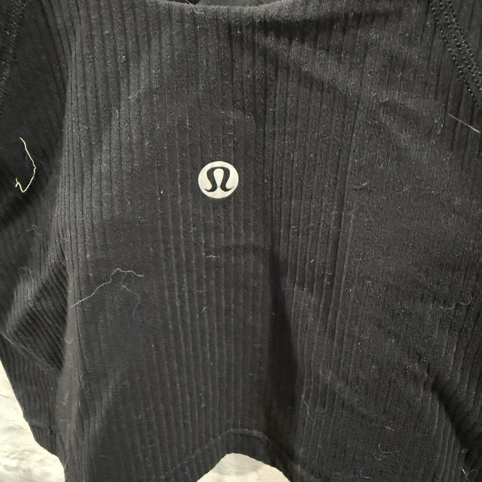 Lululemon Cropped Ribbed Align Black Tank Top Built-In Shelf Bra Size 4-6 (#23)