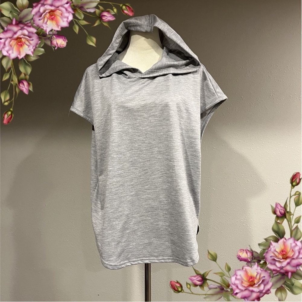 SHEIN sporty hooded sleeveless top size Large