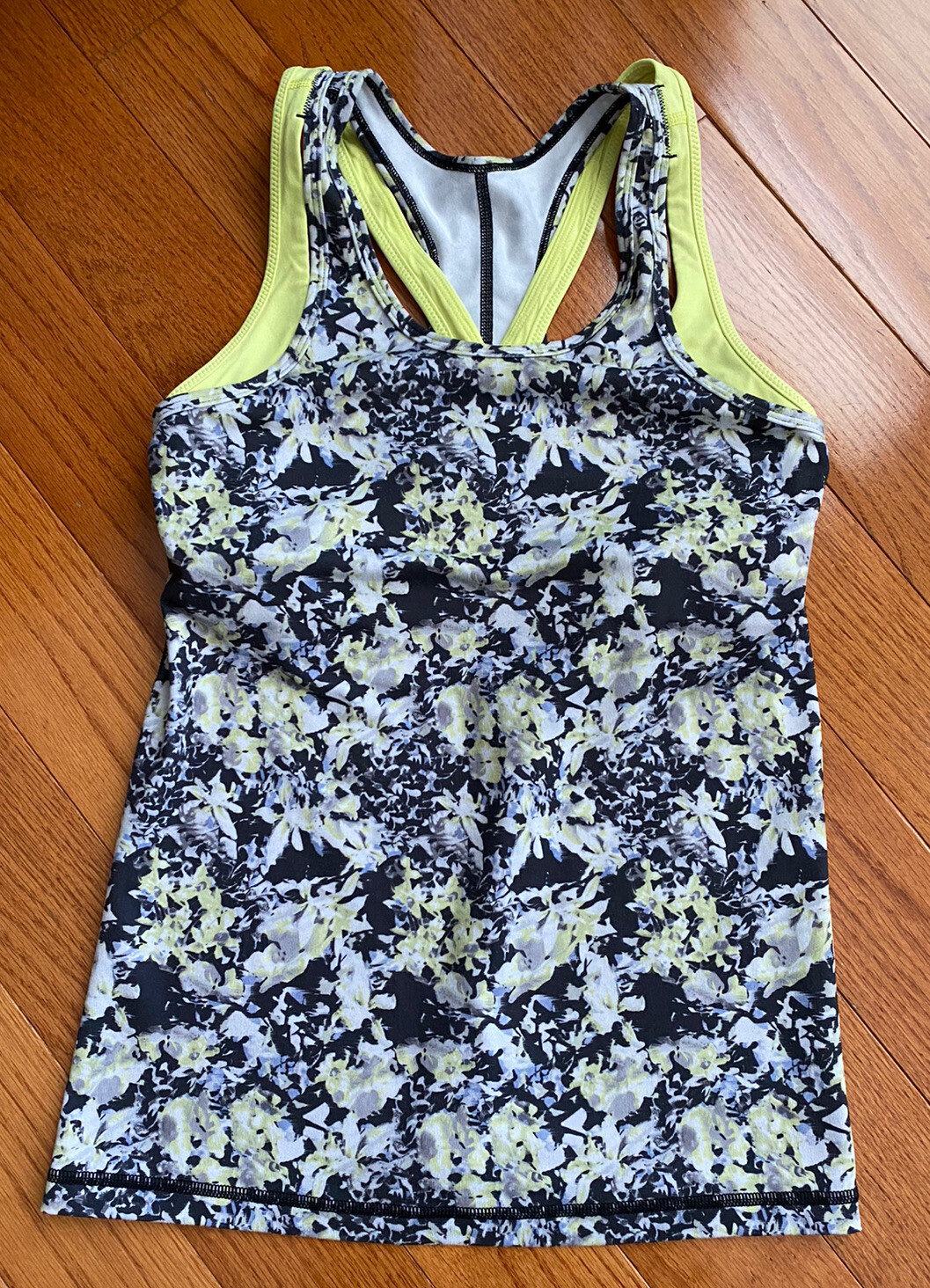 Lululemon Inspiration Tank II Crosscourt Petal Black Clarity Yellow Size 6