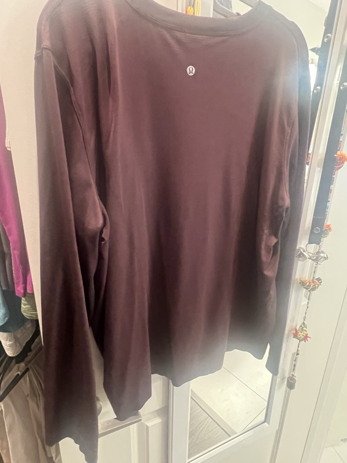 Lululemon Swifty Size 12 Relaxed – Long Sleeved Black plum