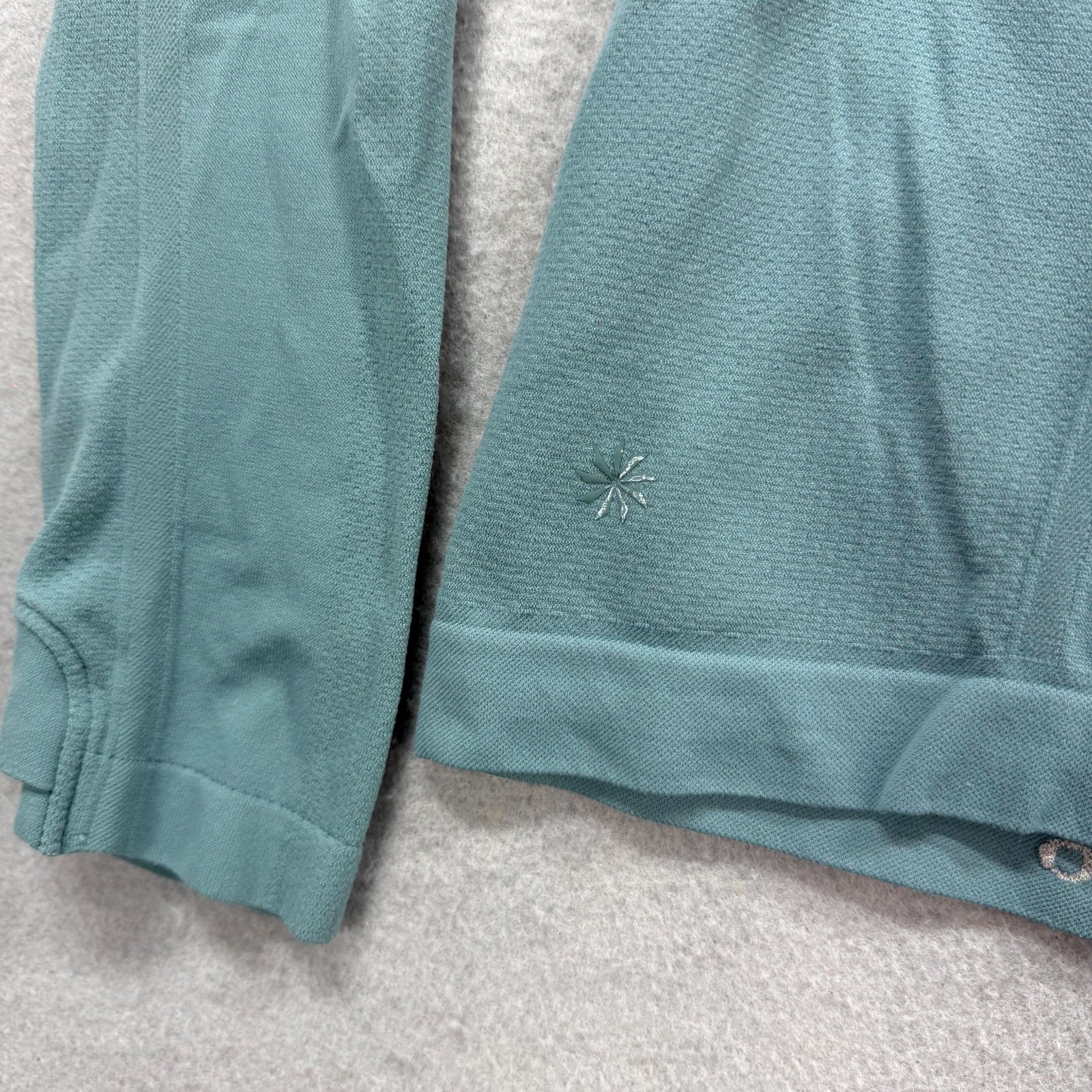 Athleta Ascent Seamless Top Women S Dusty Jade Green Engineered Knit Lightweight