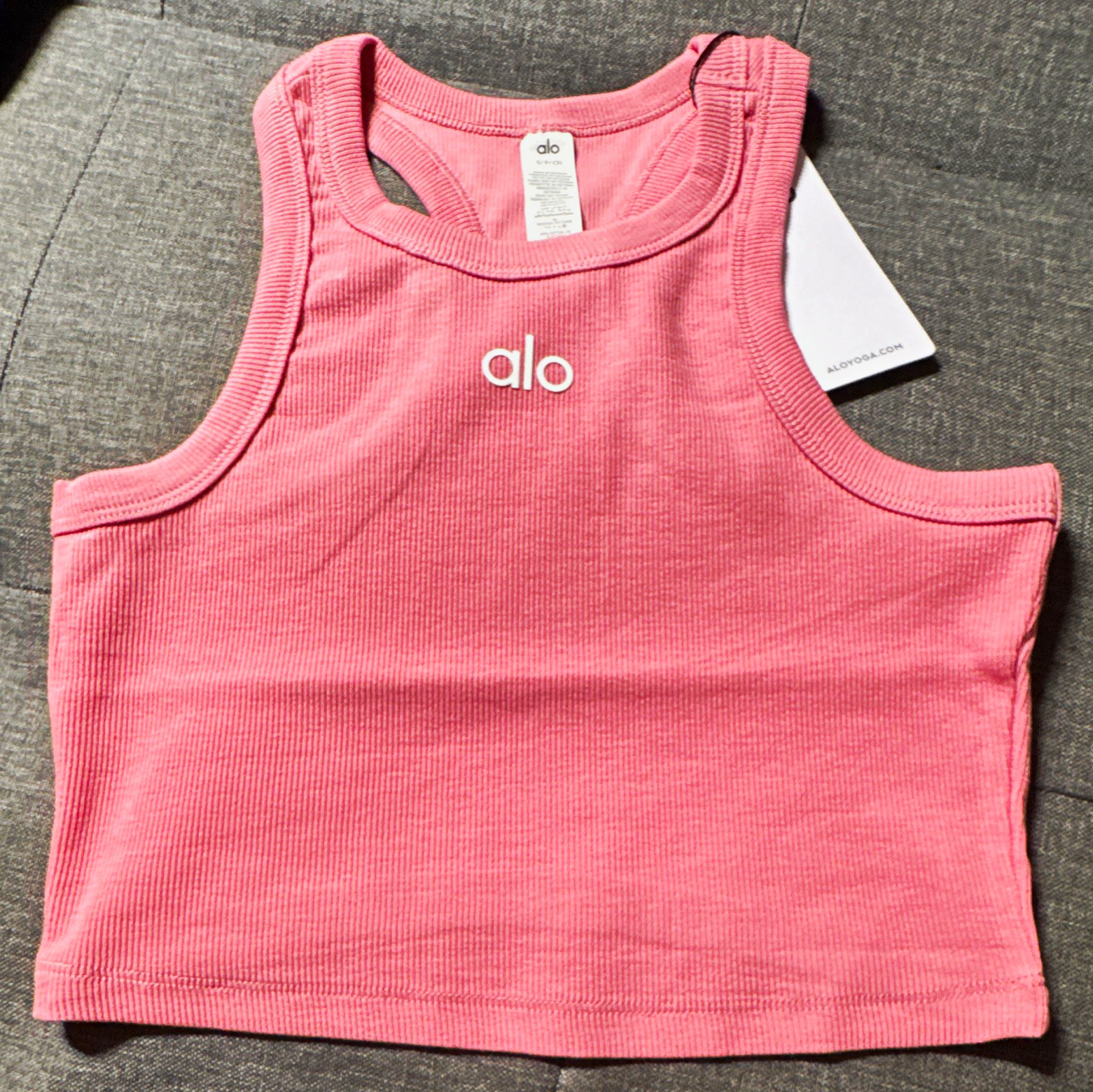 ALO Women’s Pink M Cropped Racerback Scoop Neck Ribbed Cotton Stretch Tank