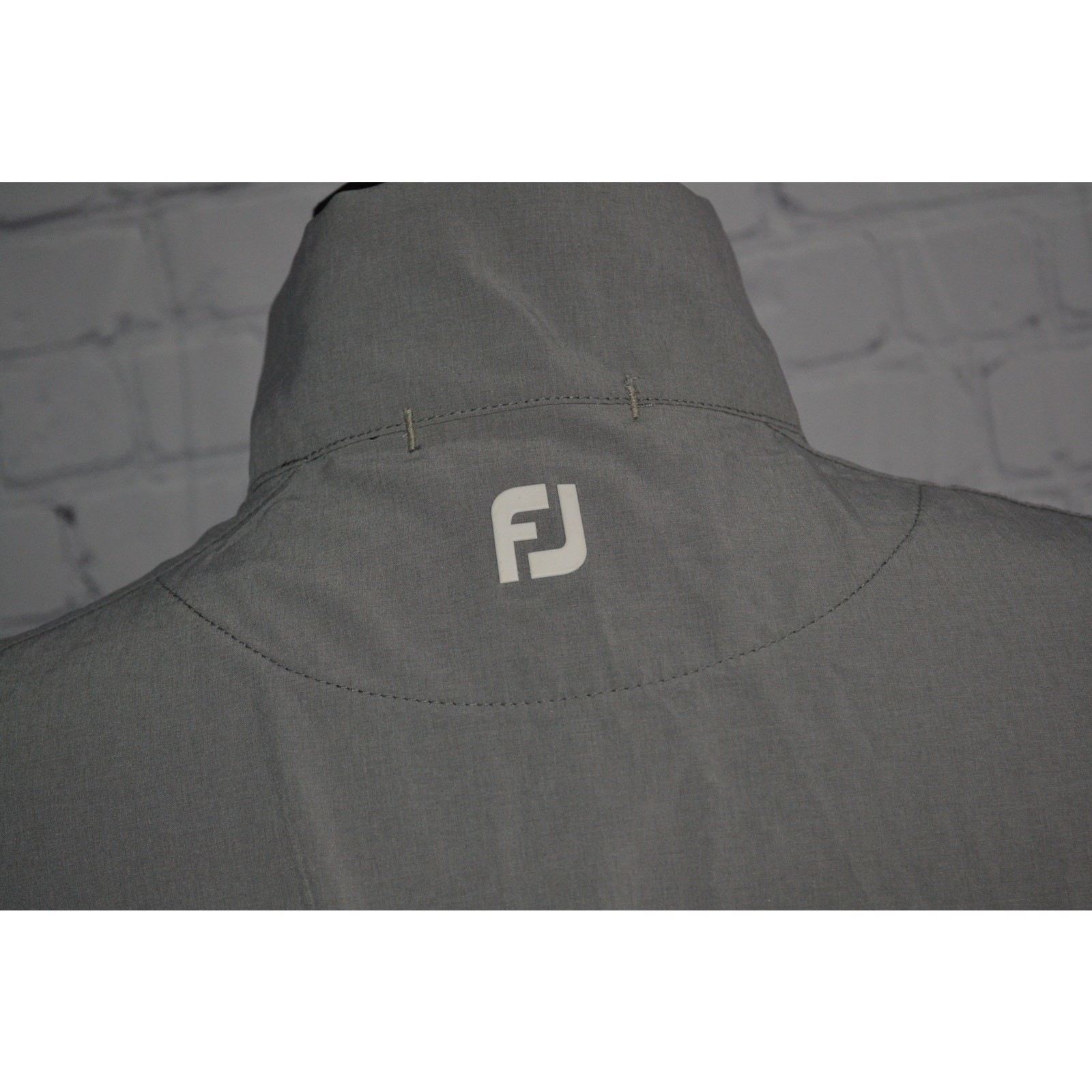Footjoy Golf Vest Windbreaker Full Zip Polyester Spandex Blend Women Size Large