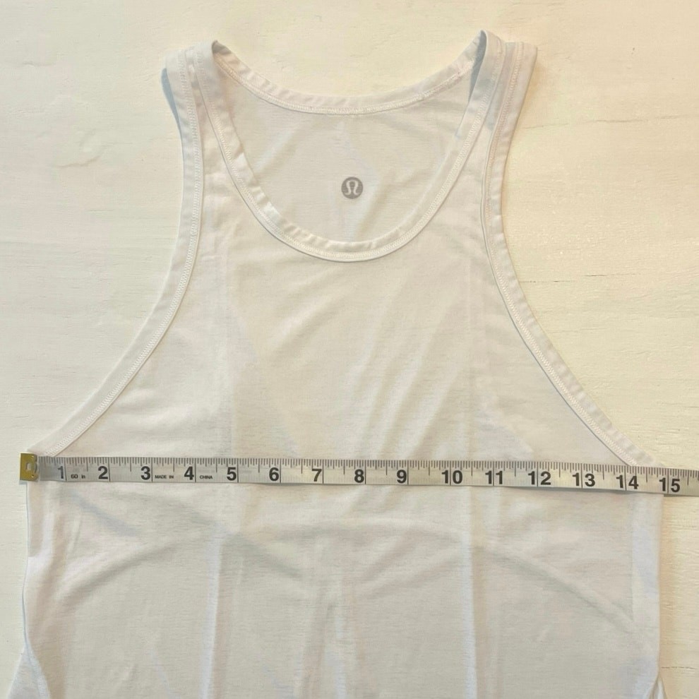 Lululemon Split Back White Tank Womens Size 2 Scoop Neck Yoga Workout Walking