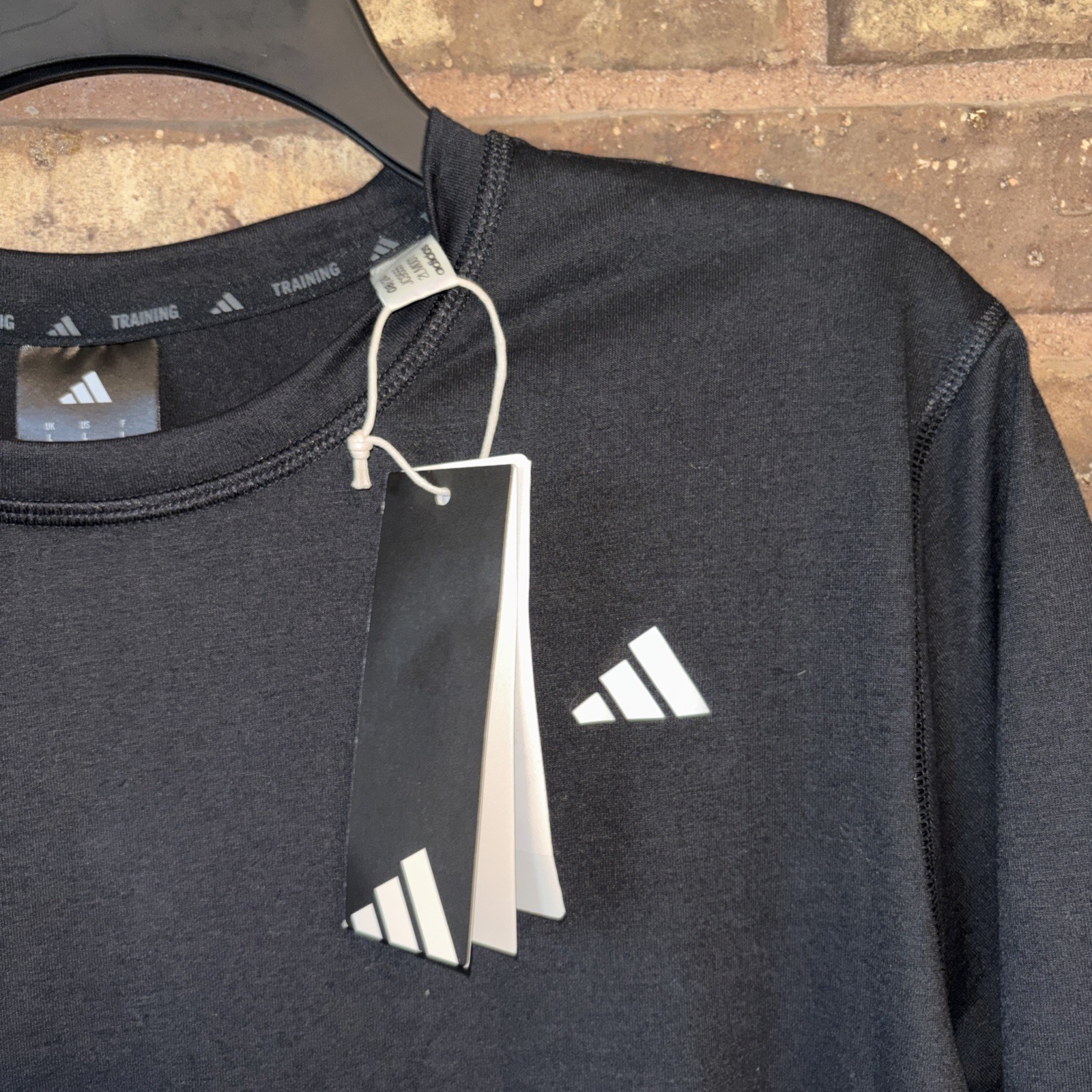 NWT ADIDAS TRAIN ESSENTIALS Womens LARGE Black Boxy Workout Tee Shirt Crop