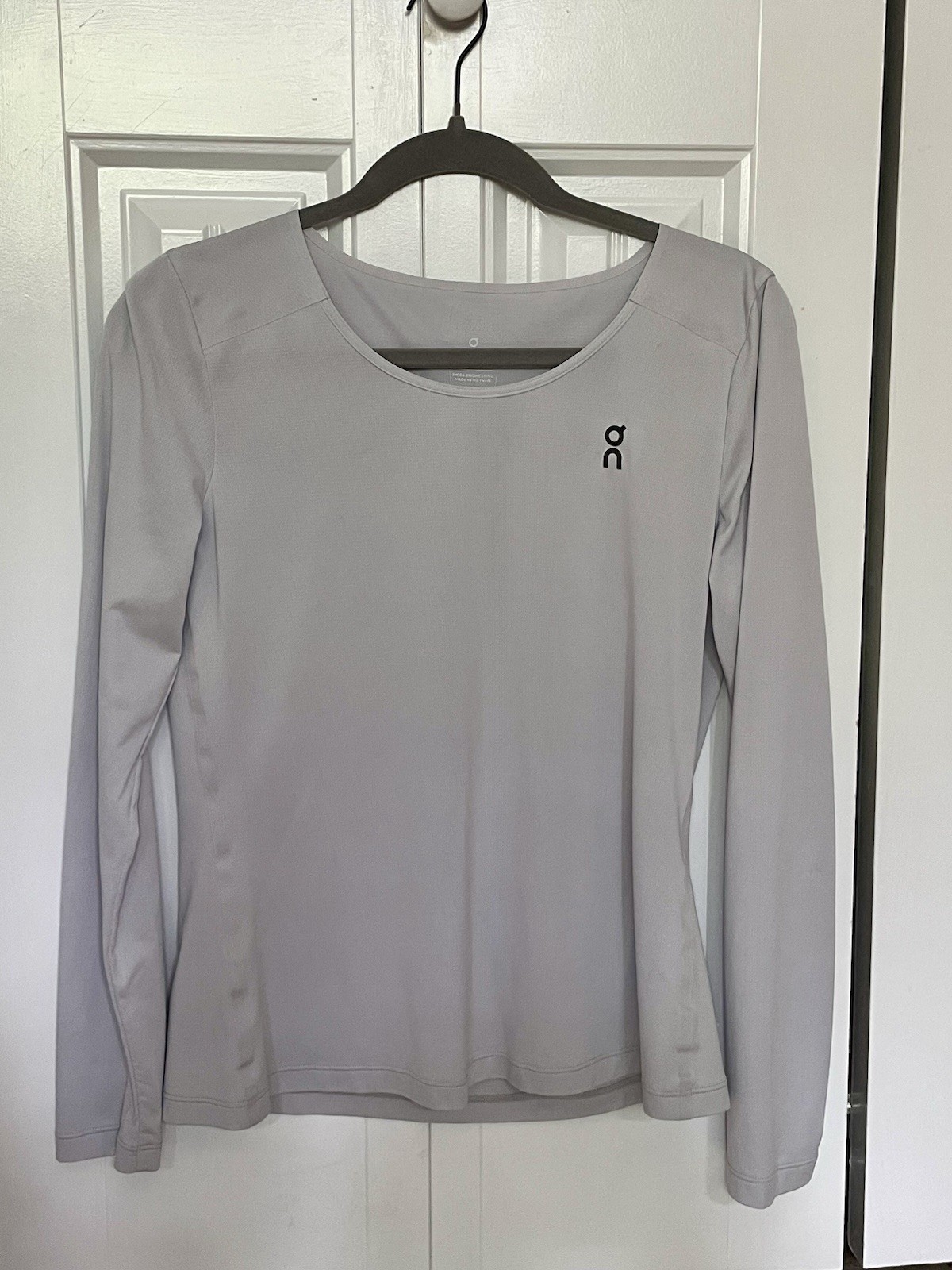 On Running Women’s Performance Long-T, light gray, size Small