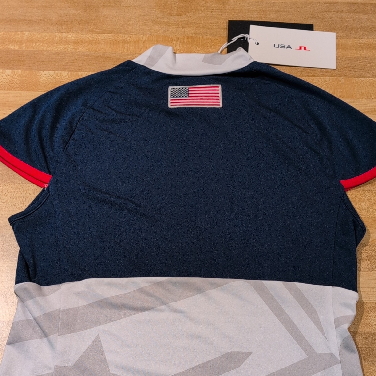 J.Lindeberg Softcompression Yvette Top Womens M Golf/Volleyball Red, White, Blue