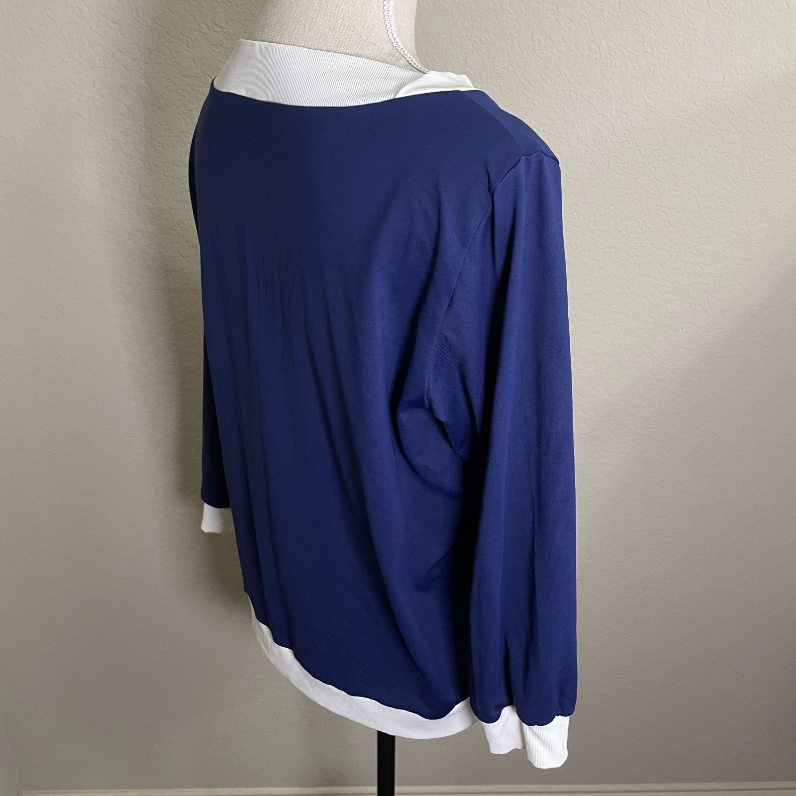 Sofibella Womens M 3/4 Sleeve Blue Pullover Activewear Golf Tennis Zip Open Ext.