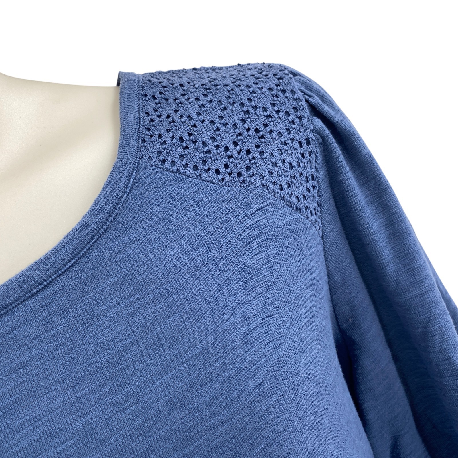 LC Lauren Conrad Womens Knit Tunic Top Size 2X Blue Long Sleeve Lace Shoulders