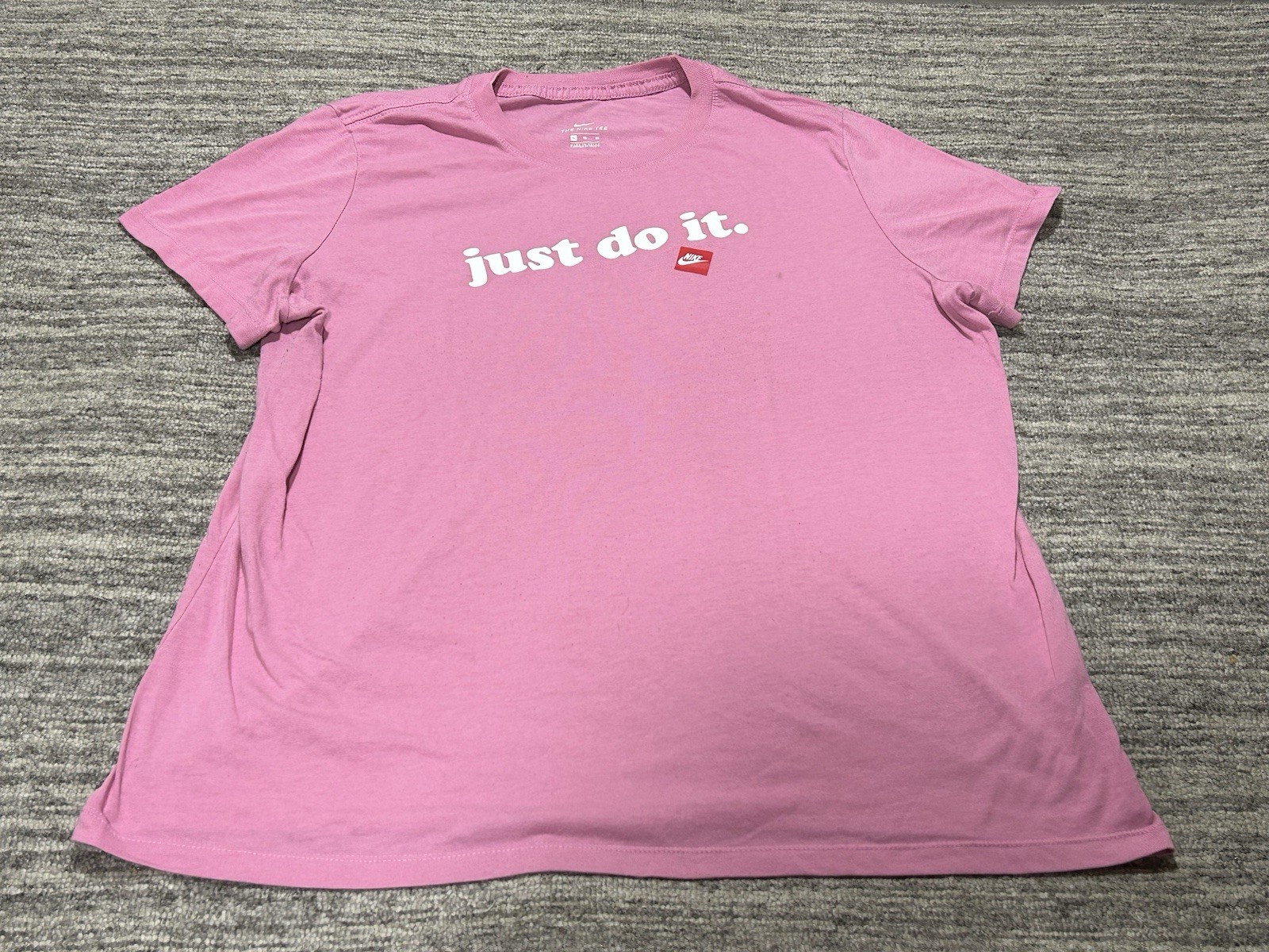 Nike Shirt Womens Extra Large Pink Casual Lightweight Outdoors Dri-Fit Ladies