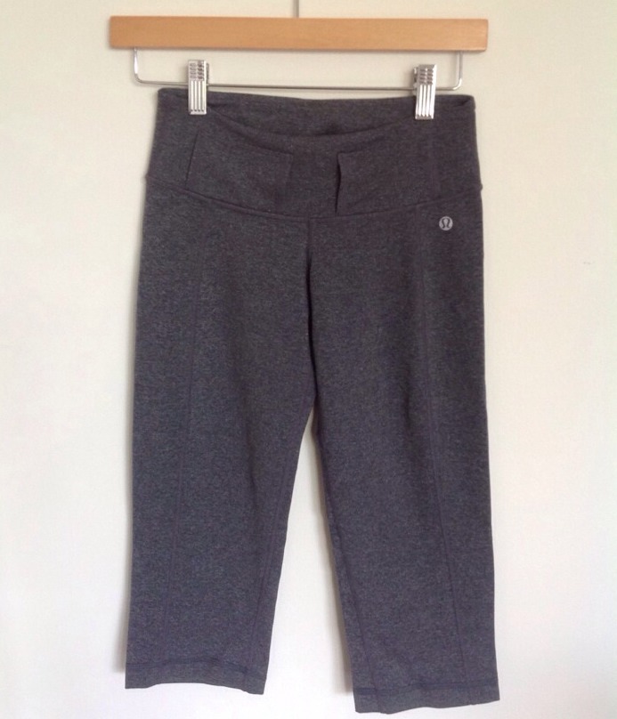 Lululemon crop pants gray 2 tall belt loops