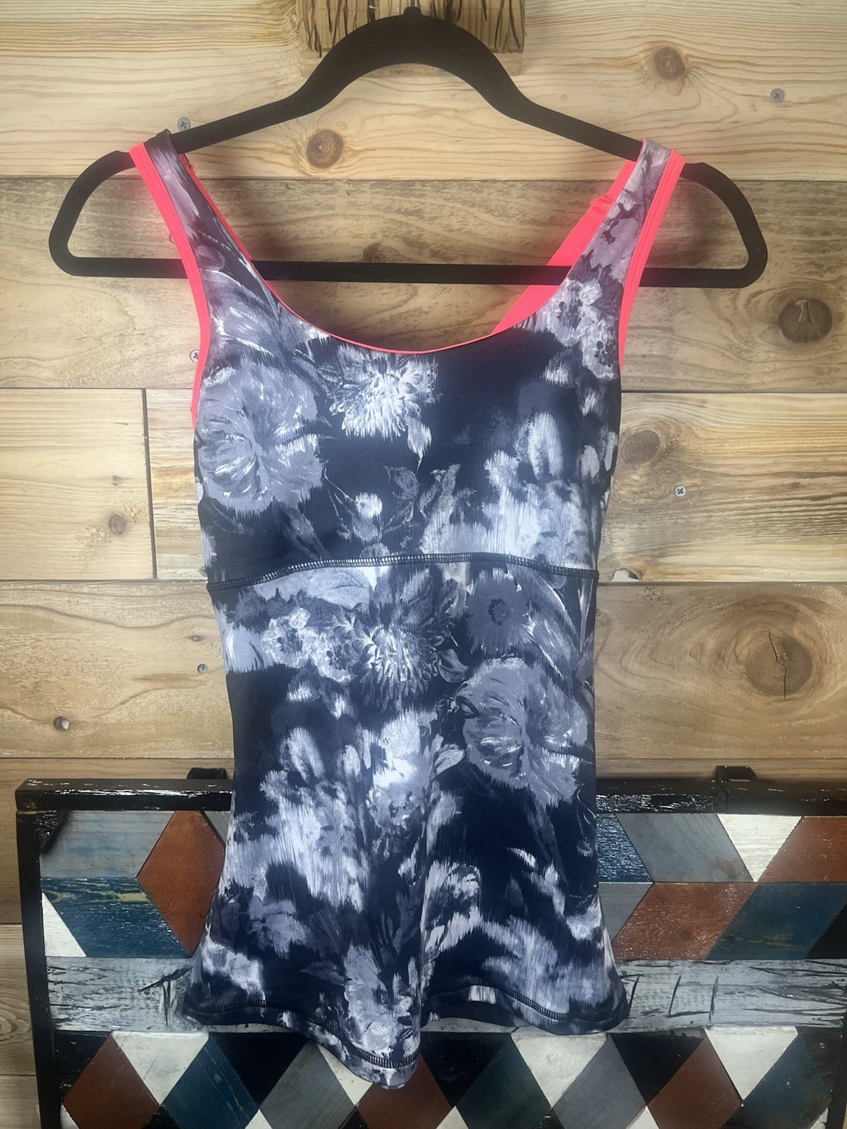 90 Degree by Reflex Women’s Athletic Tank Top S Floral Racerback Black Gray Pink