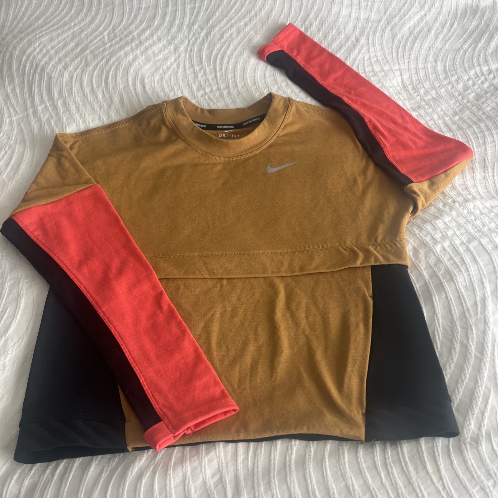 NIKE Running Dri Fit Long sleeve Crewneck Shirt Womens Sz S Yellow Black Pink