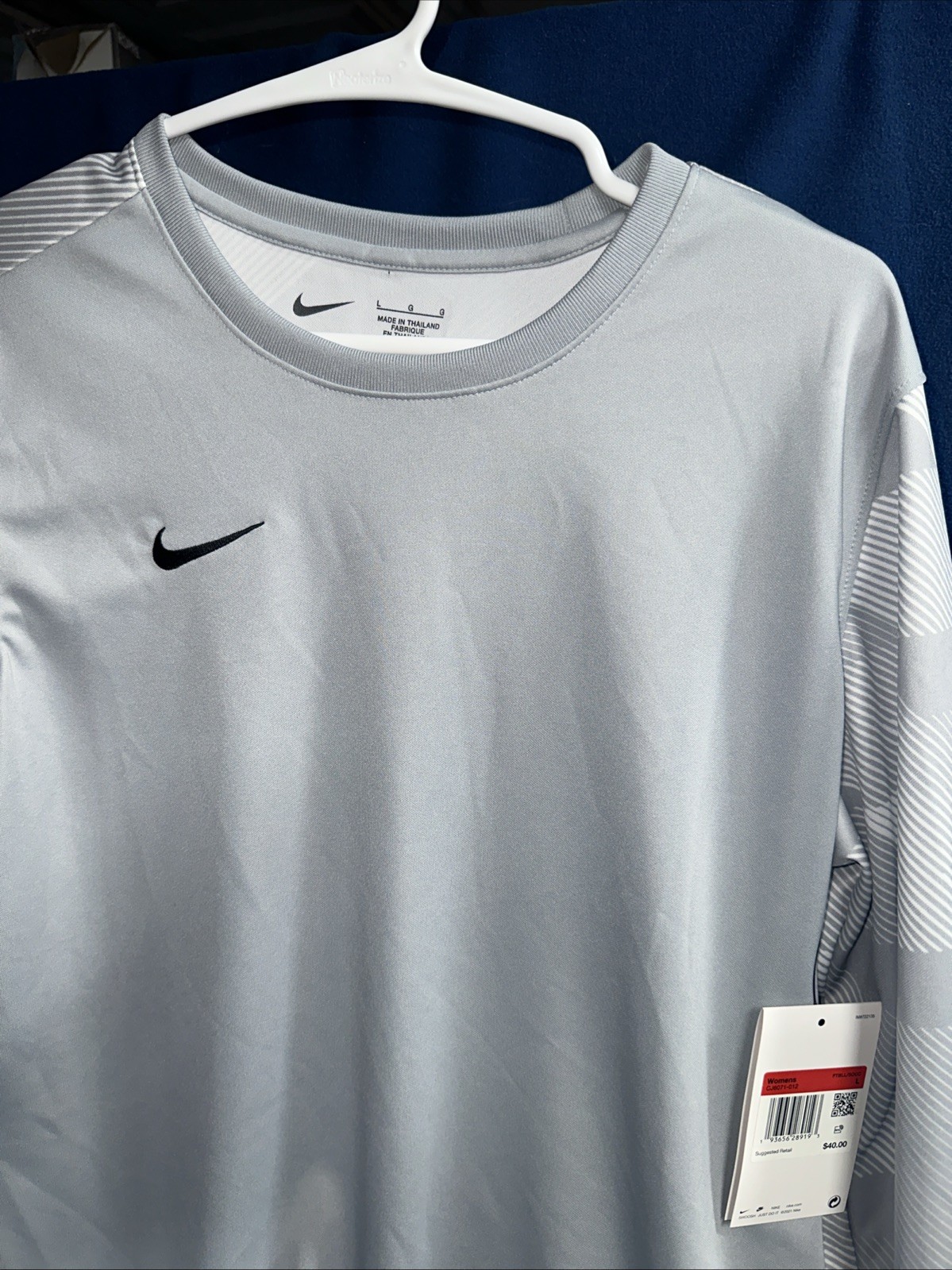 NWT Nike Dri-Fit Women’s Gray Park IV Goalkeepers Jersey Size Medium