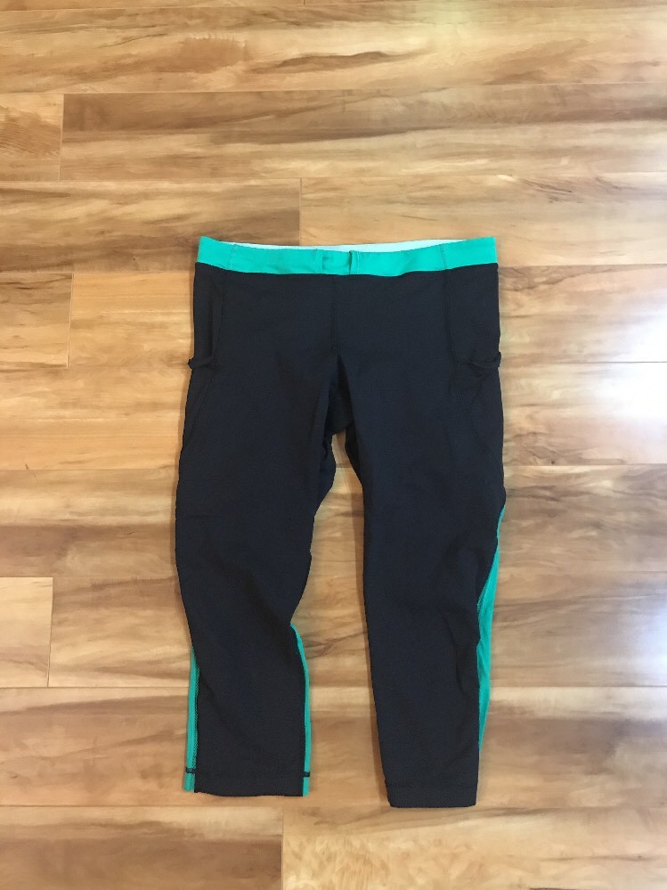 Lululemon Wunder Under Speed Tight Crop Pants 8 Black Green Mesh Panels
