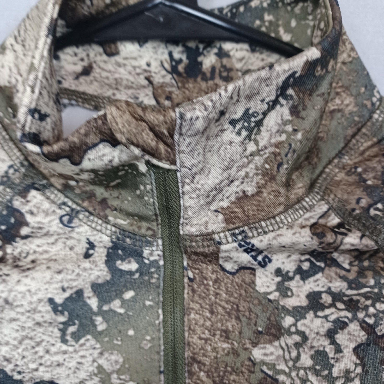 SHE Outdoor Pullover Womens Small Brown Camo 1/4 Zip Stretch Hunting Shirt EUC