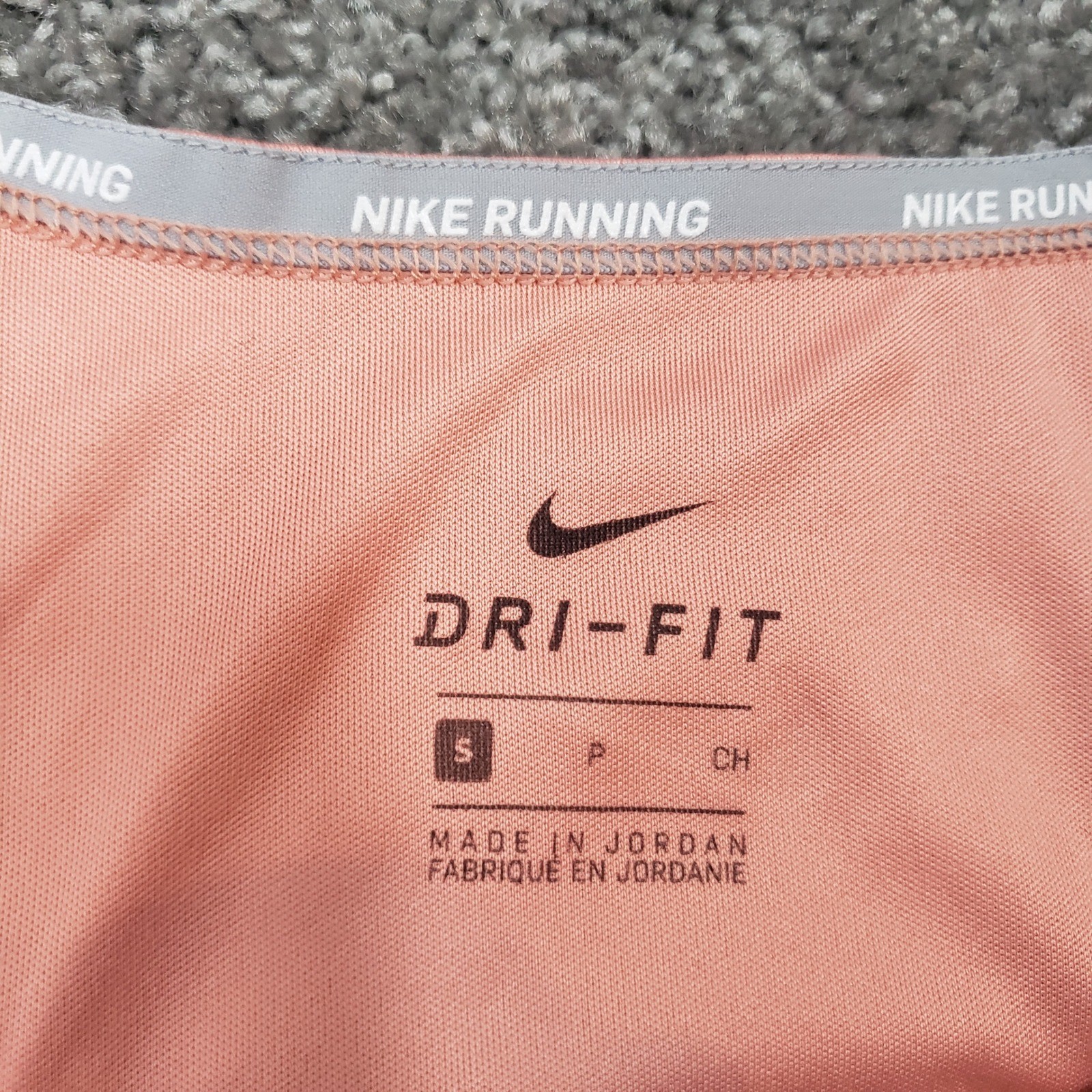 Nike Running Tank Top Womens Small Peach Sleeveless Athletic Activewear /A55