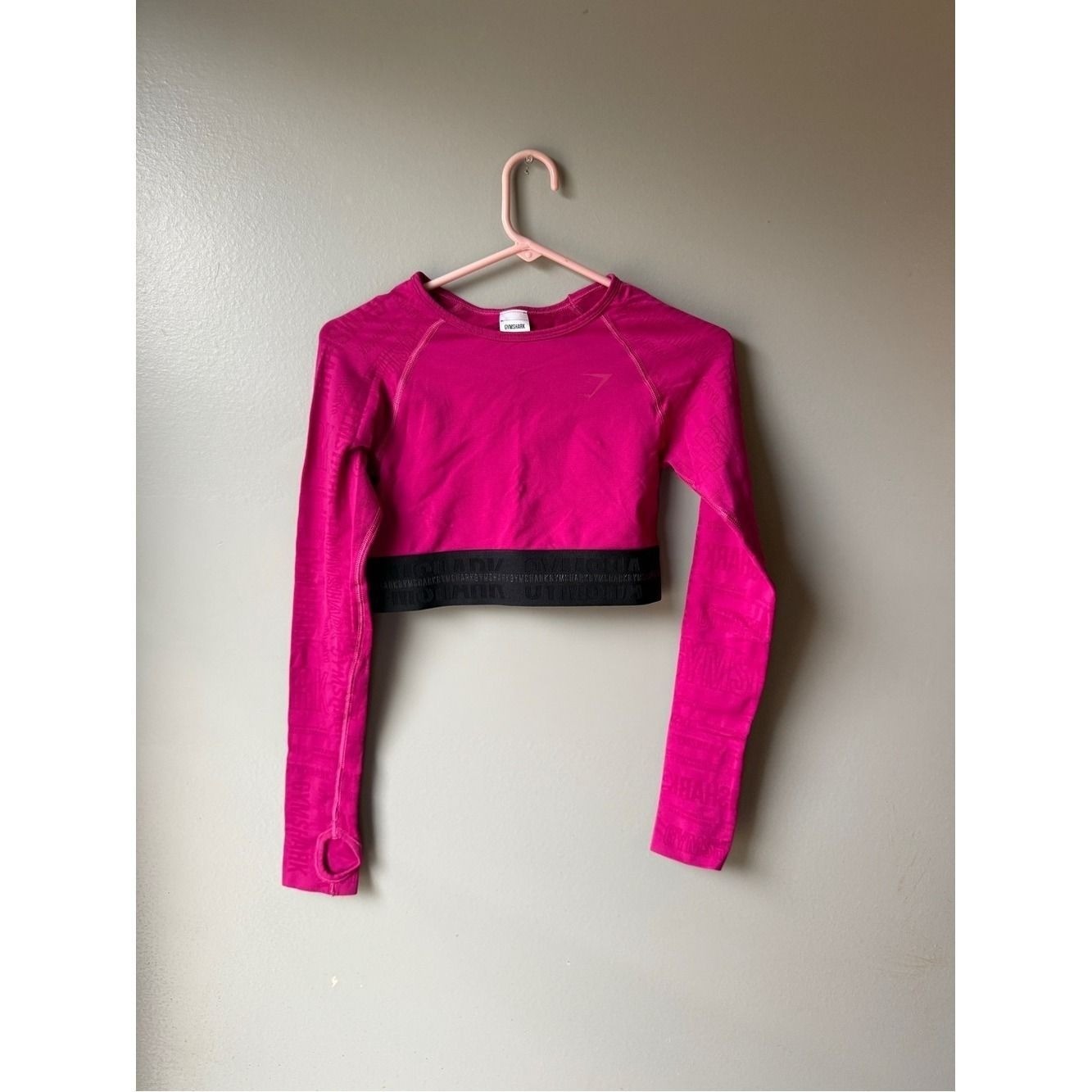 Gymshark Women’s Pink Long Sleeve Cropped Compression Top Size S