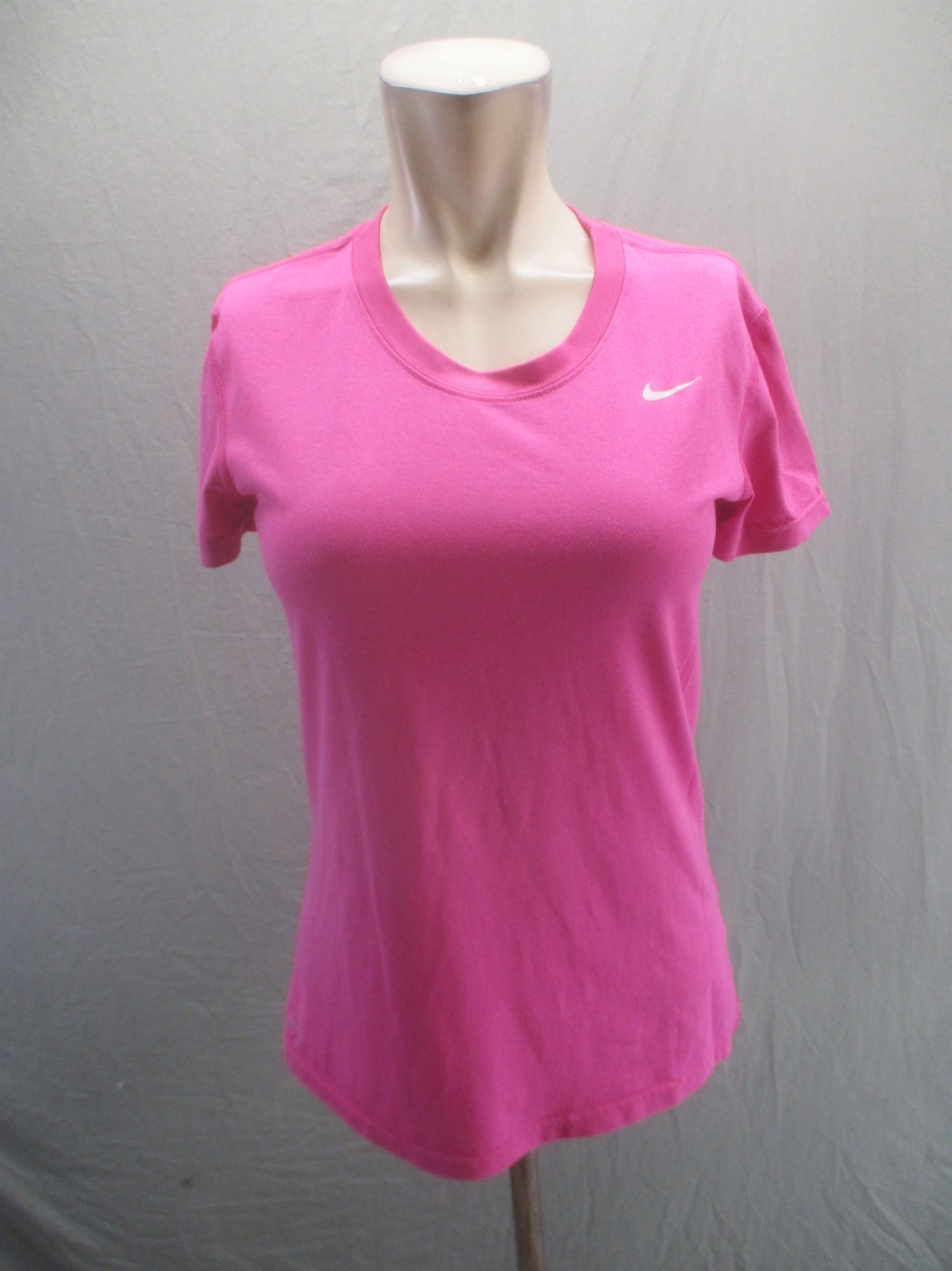 Nike Size S Womens Pink Logo Crew Neck Short Sleeve Activewear Sports TShirt 875