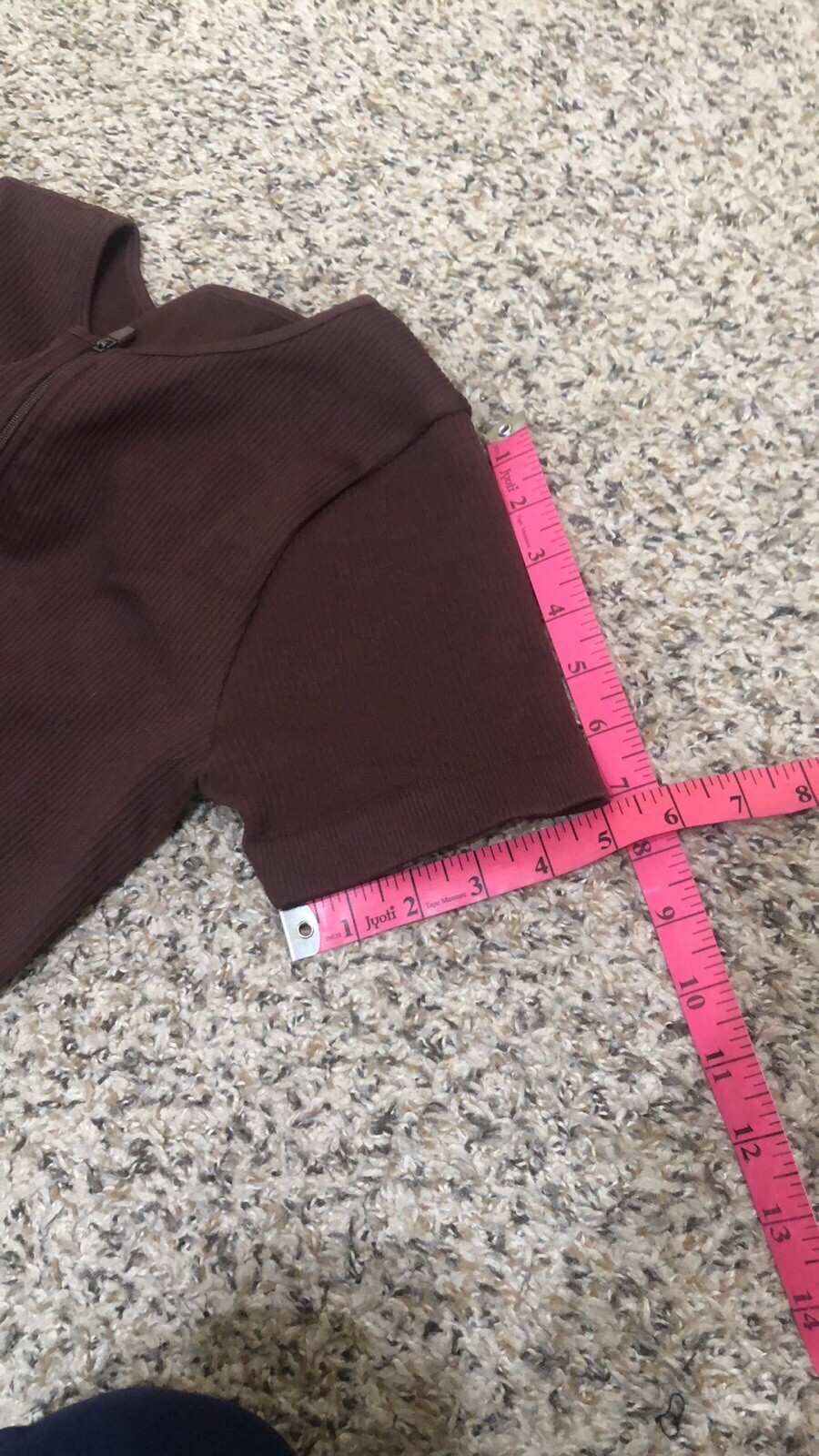 Astoria Seamless Ribbed Series Zip Quarter-Sleeve Crop Top Size Medium Espresso