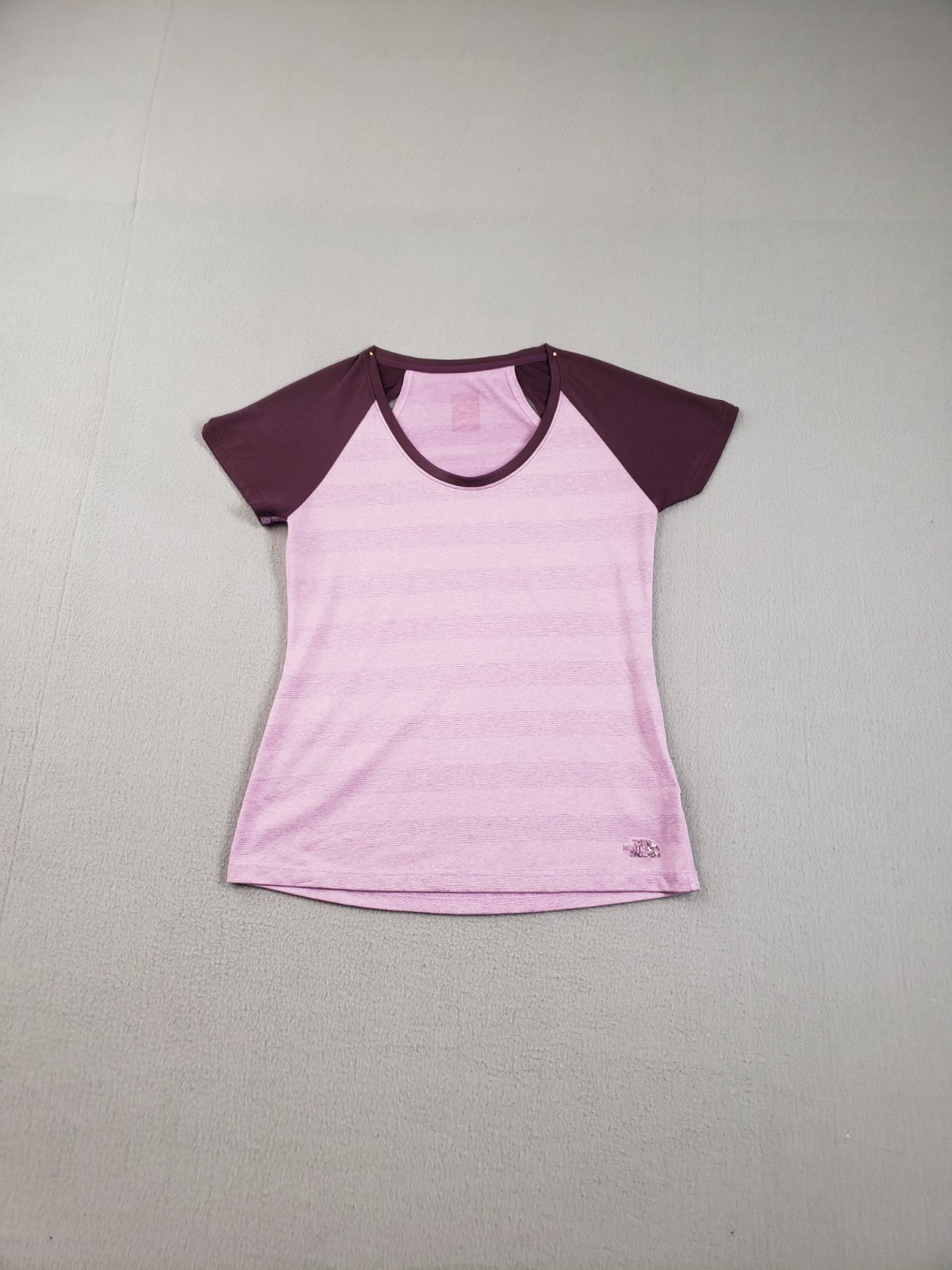 The North Face Women Athletic Top S Two Tone Raglan Sleeve V Neck Performance