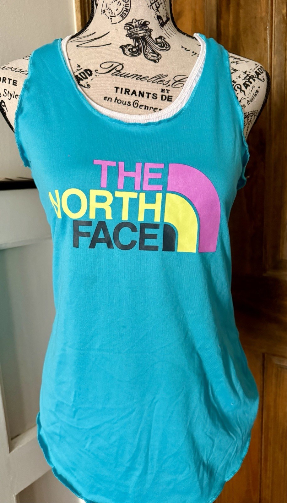 The North Face Women’s Racerback Tank Top Teal Multicolored Logo Sz Small