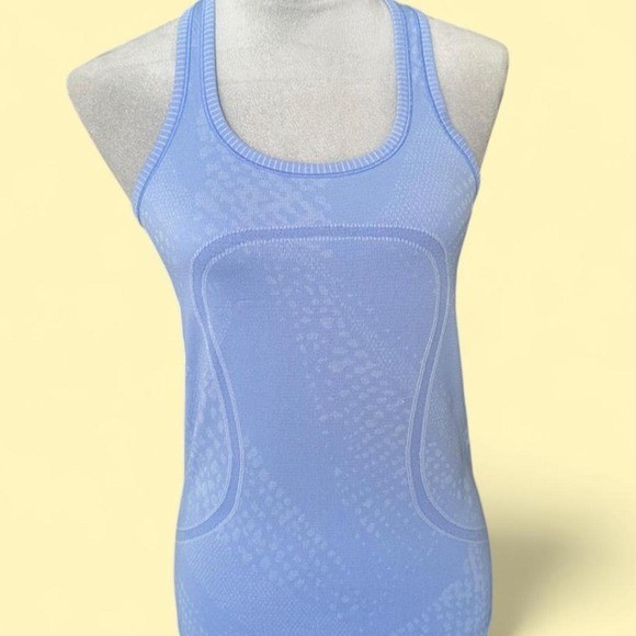 Lululemon Swiftly Tech Racerback Tank Top Periwinkle Blue Size 6 “I Run For Me”