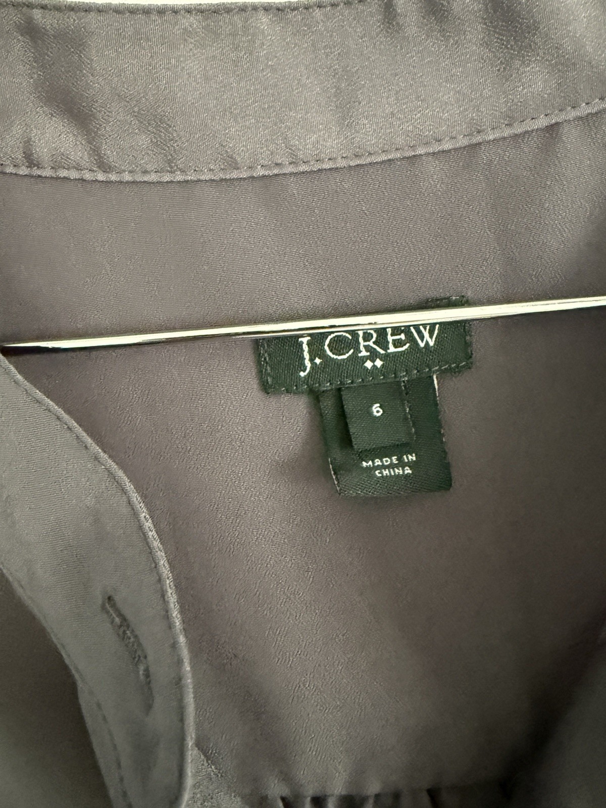 J. Crew Womens Sleeveless Blouse Button Shirt Gray Chiffon Band Collar Size 6
