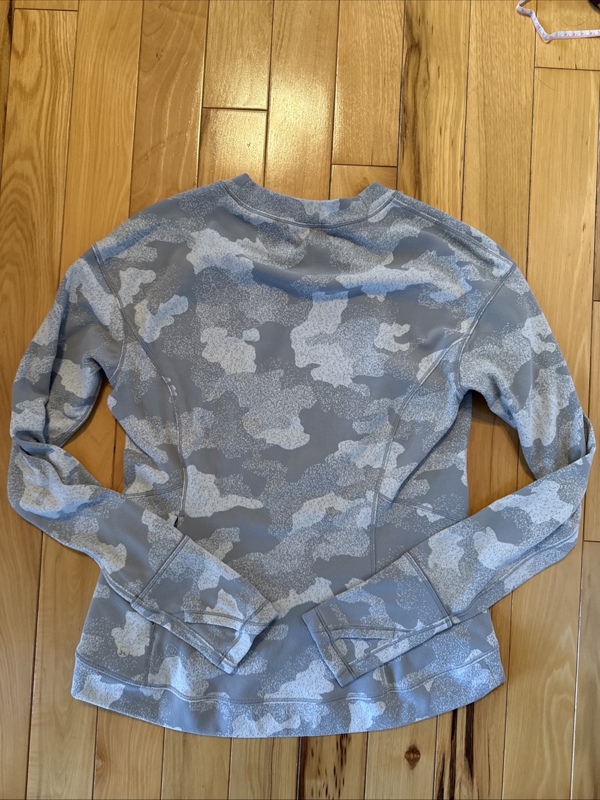 LULULEMON Close To Crossing Top Pullover Pocket Women’s Size 8 Multicolor