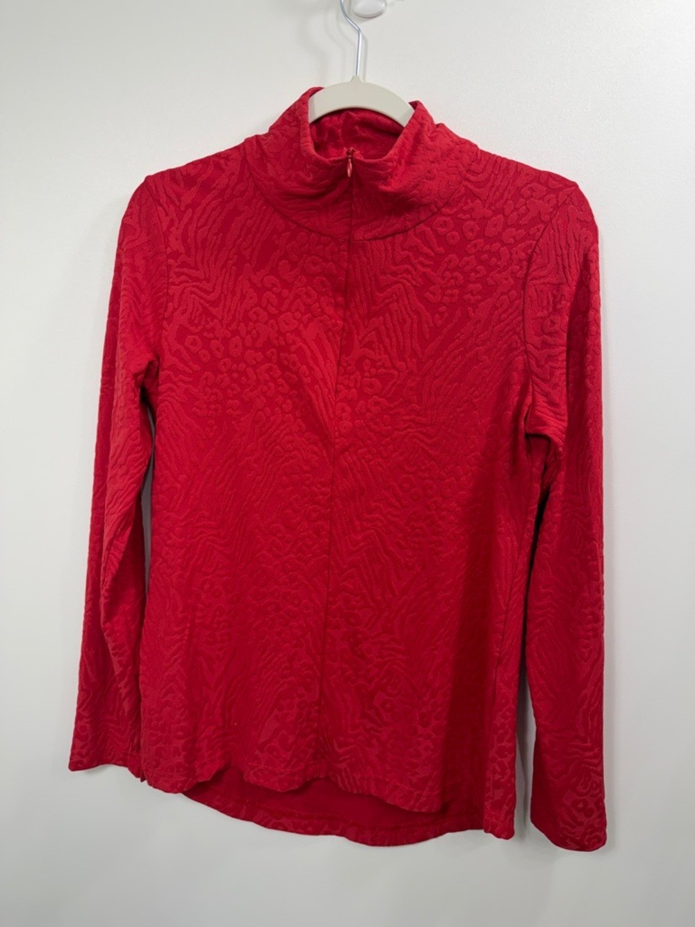 Snoskins Swirl Sport Jacquard funnel neck zip red top size small