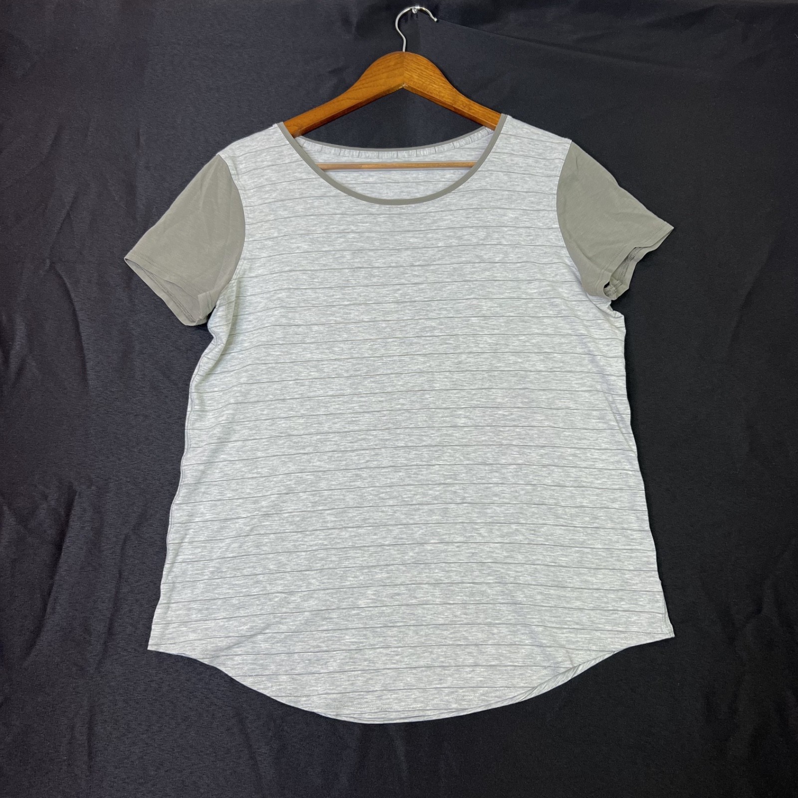 Lululemon Love Crew III Short Serve Stripe Heathered Core Light Grey Sage Size 8