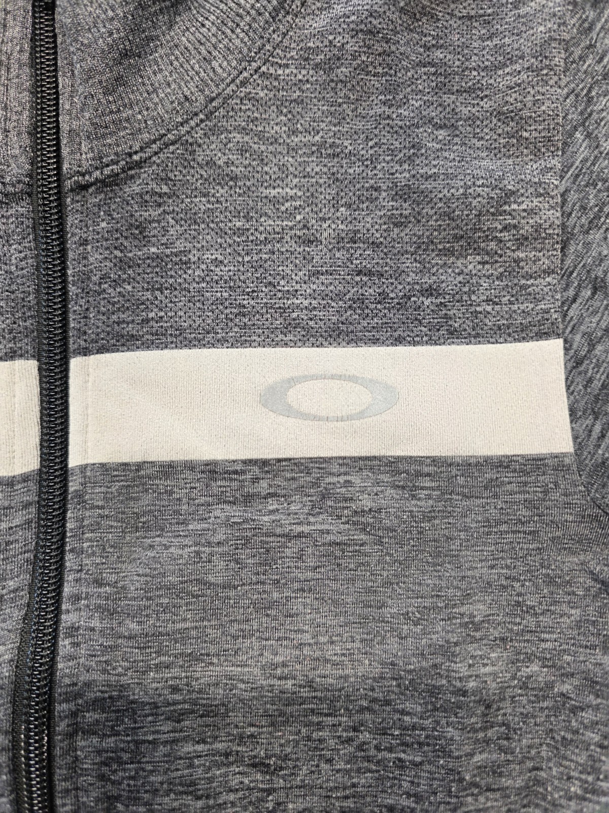 Oakley Womens Full Zip Mock Neck Active Jacket Gray Ribbed Medium Thumb Holes