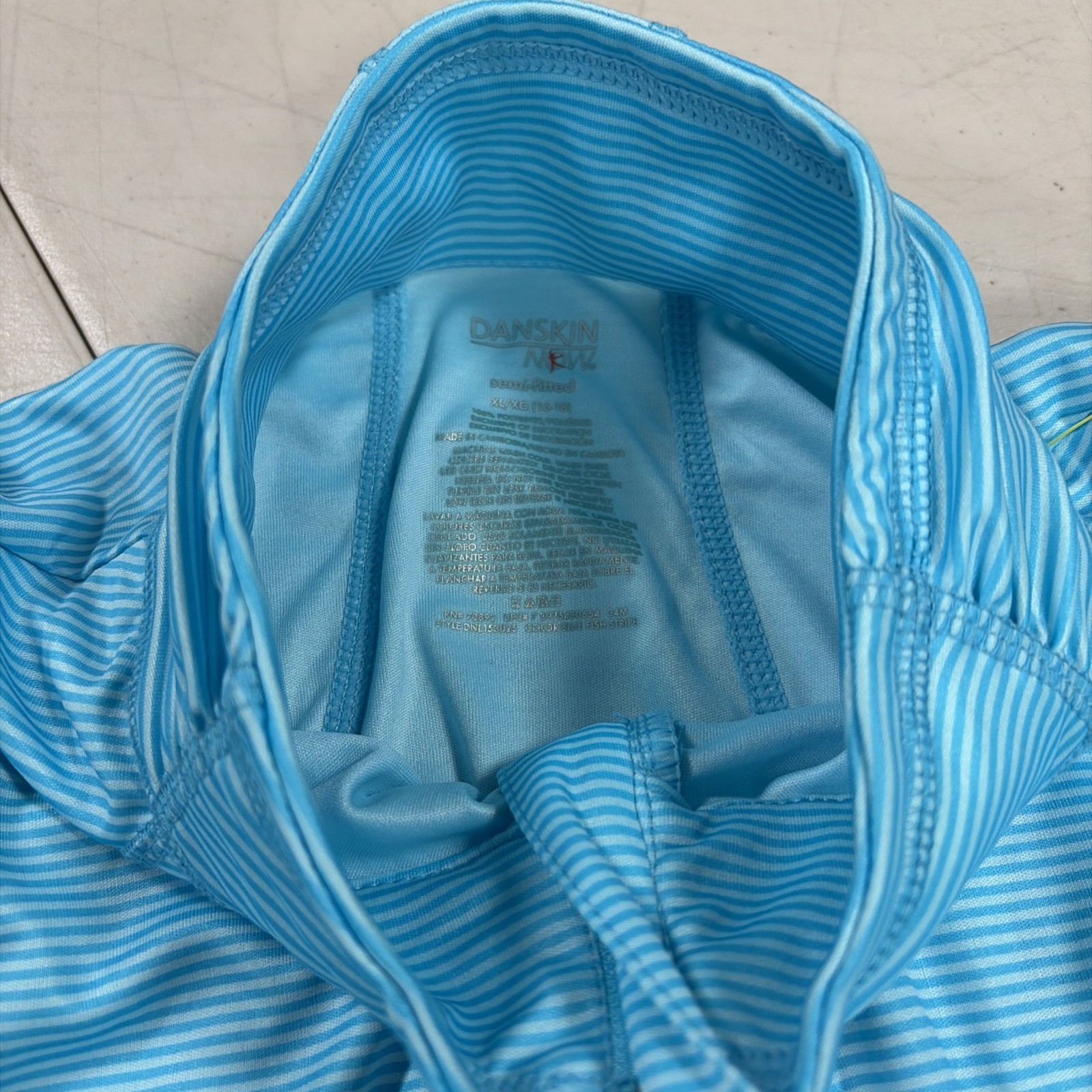 Danskin Now Performance Semi-Fitted Quarter Zip Jacket Blue New With Tag Size XL