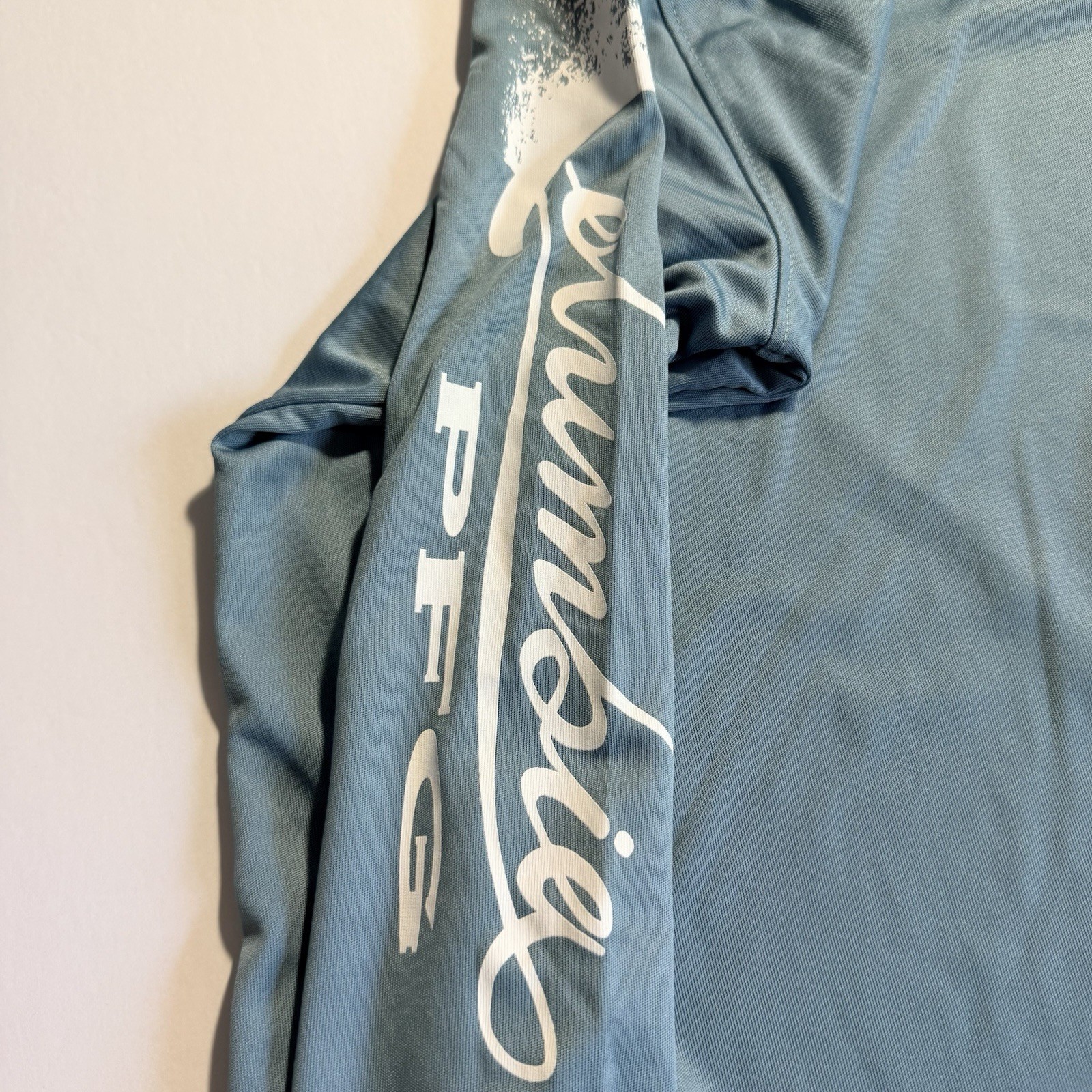 Columbia PFG Omni-Shade Sun Protection Blue Long Sleeve Fishing Shirt Women’s S
