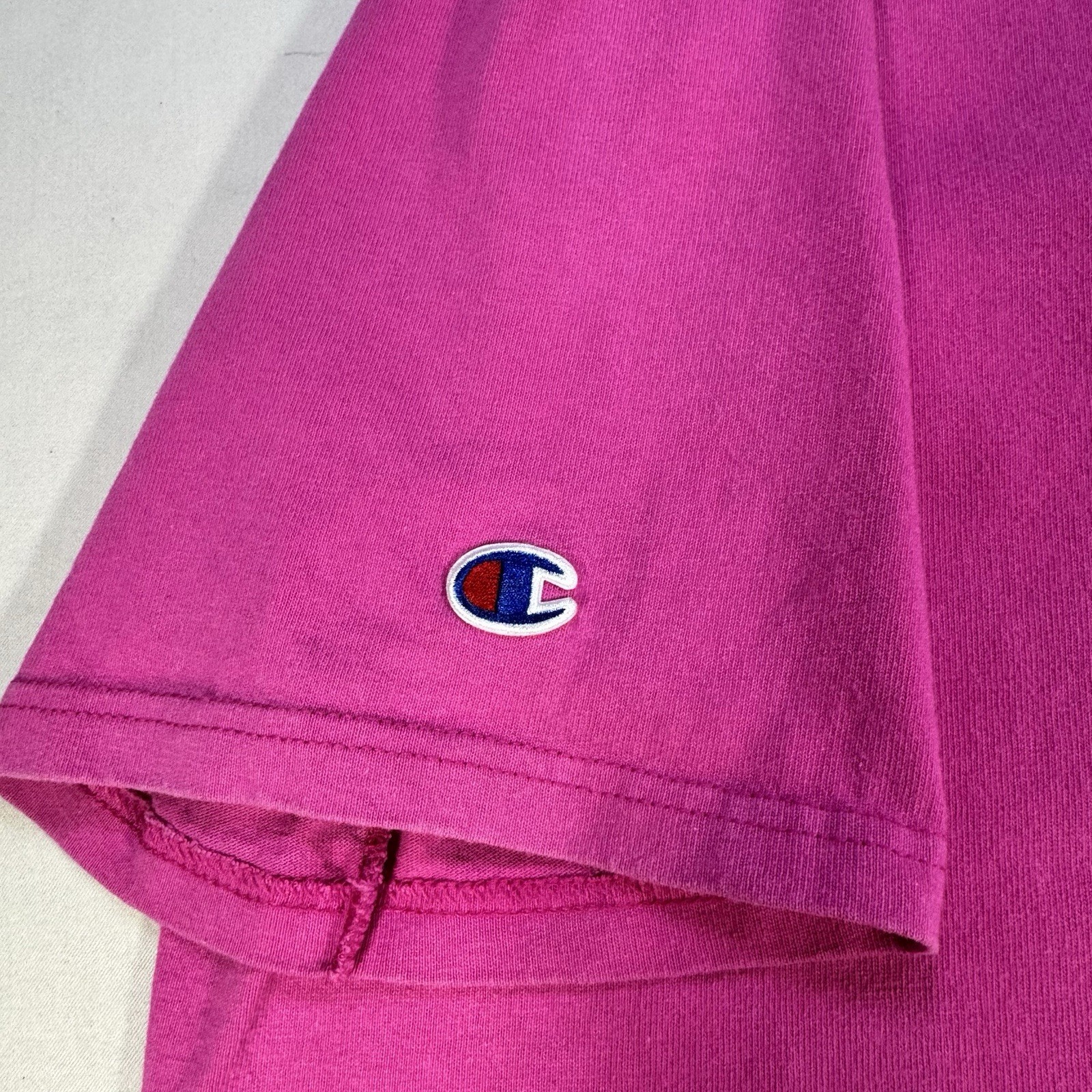 Champion Women’s Magenta Logo T-Shirt L Pink Blue 3D Script Y2K Streetwear
