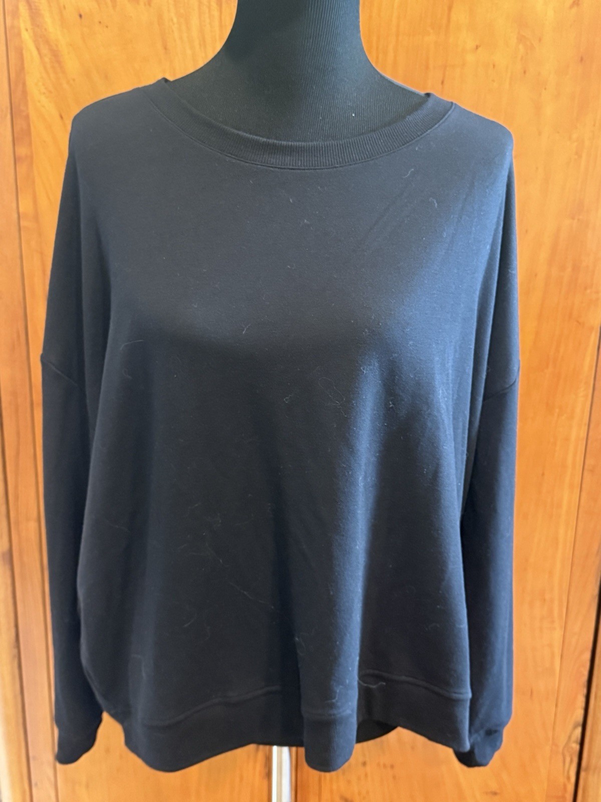 MPG Sport Womens Sweat Shirt Crew Neck Long Sleeves Pullover Black XL