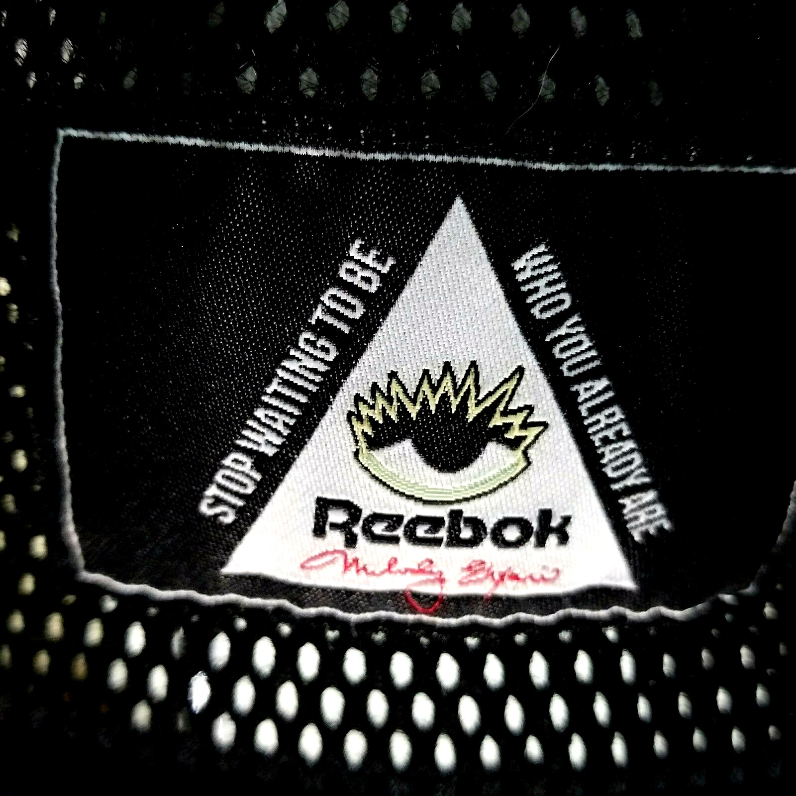 REEBOK Melody Ehsani Black Red White Stripe Mesh Top S/S Women’s S RARE~ VEUC! *